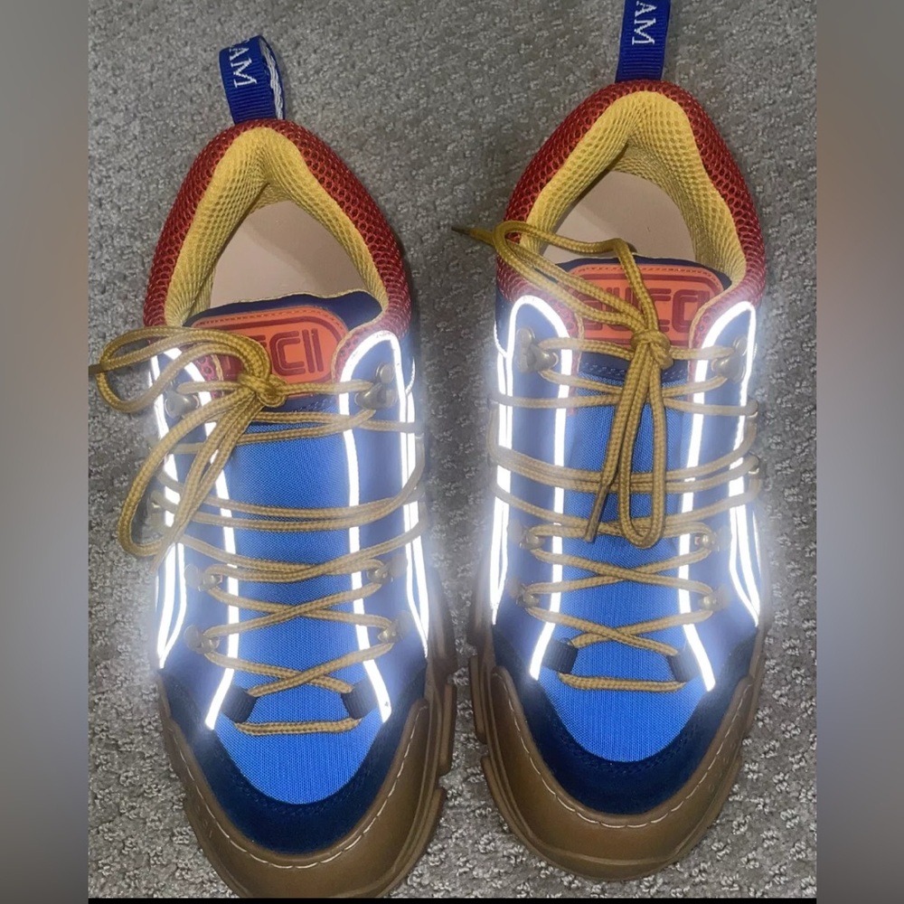 PRICE DROP!!
$270 (was $395)
GUCCI Flashtrek’s Blue Gum - Picture 10 of 14